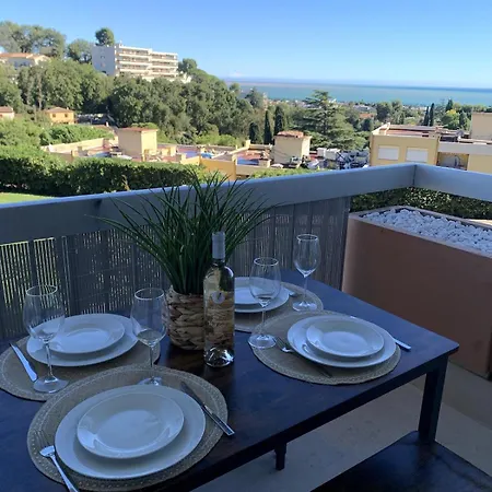 Vue Confort * Villeneuve-Loubet